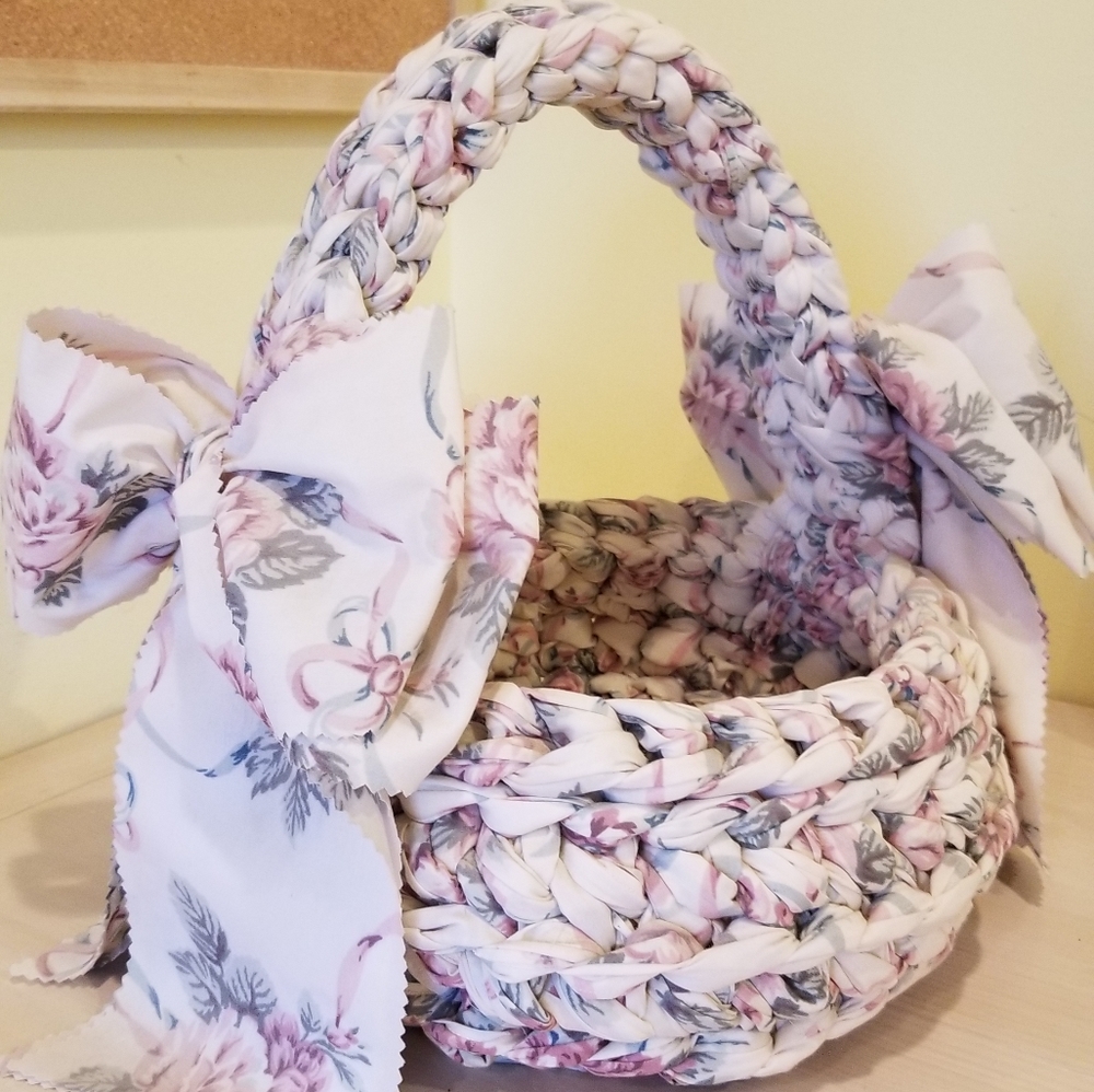 Fabric woven basket